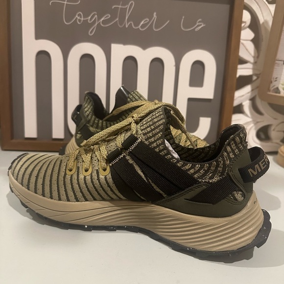 New MERRELL Embark Moc Sneaker SZ 7 Mens in OLIVE. No box - Picture 2 of 8